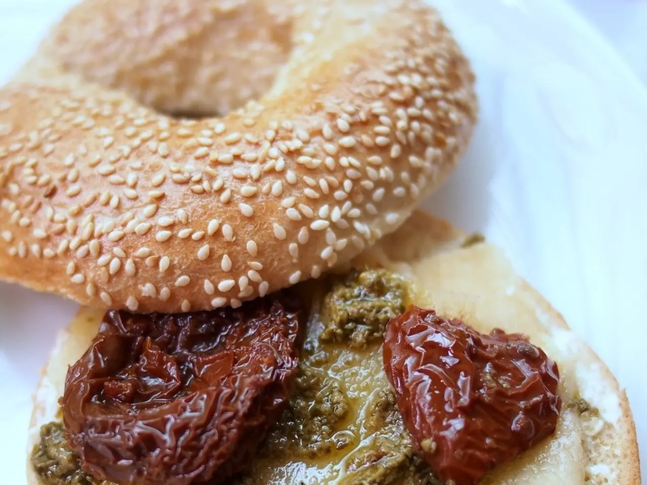 Dietitian's Cost-Conscious High-Protein Substitutions Revealed: Insights on Money-Saving Food Swaps