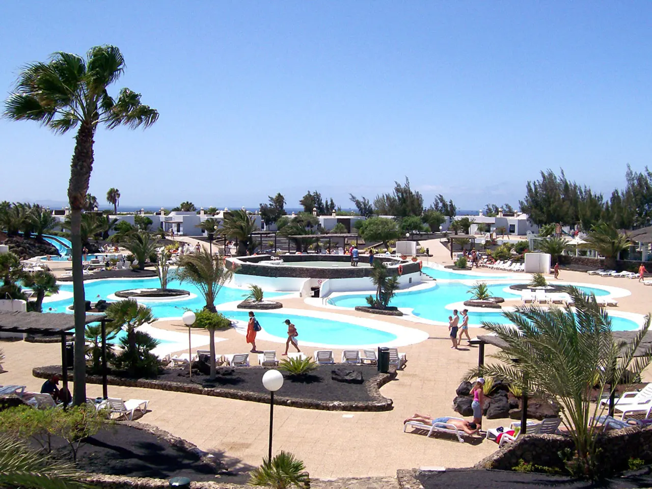 Elderly individuals increasingly choose luxury retirement residences following the Covid-19...