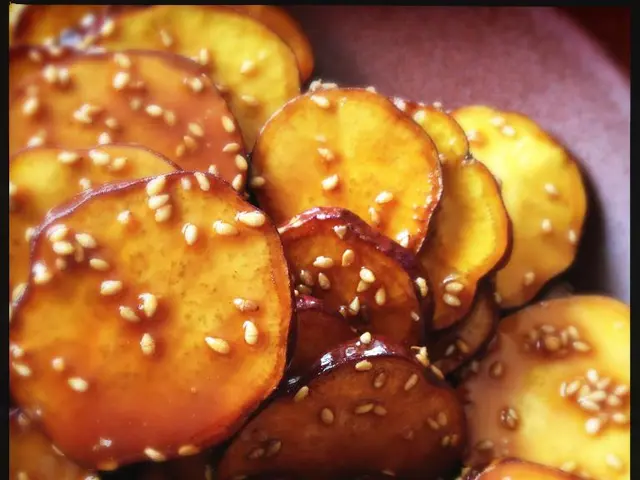 Top 7 Nutritious, Non-Refined Foods Available for Immediate Purchase