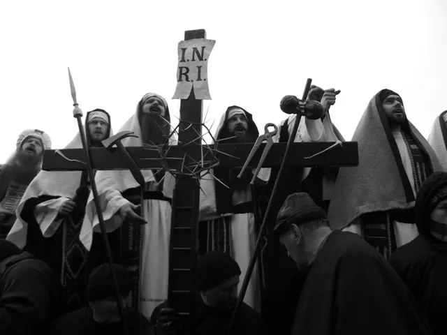 Crossed Syndrome Upward: Causes, Manifestations, and Exercises to Alleviate