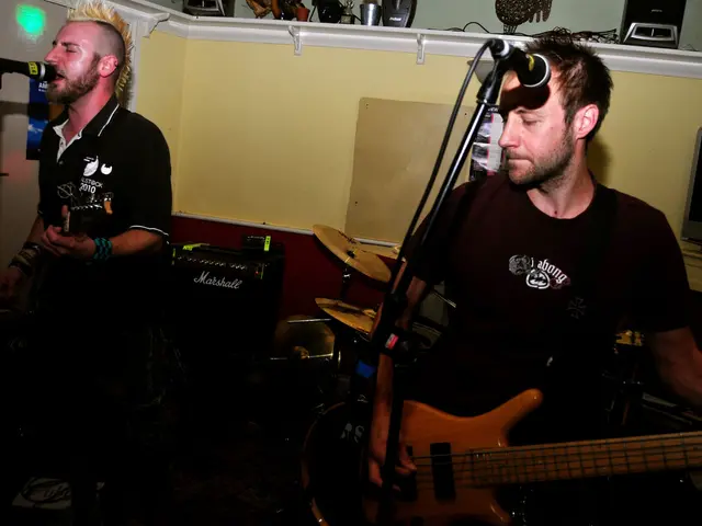 South Korean singer Park Bom to take a break from 2NE1 performances due to personal health issues