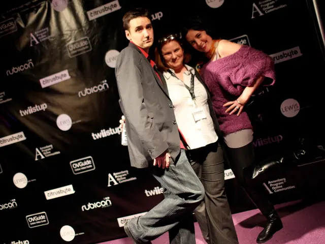 Workplace welcome packages highlight sexual misconduct issues within the advertising sector