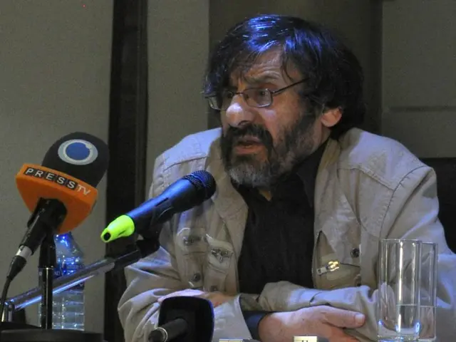 Unraveling the Symbolism: Delving into the Secret Messages and Indications of Dreams of Mice