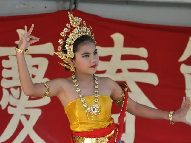 A 13-year-old girl suffered an assault during a carnival procession on the Po riverbank.