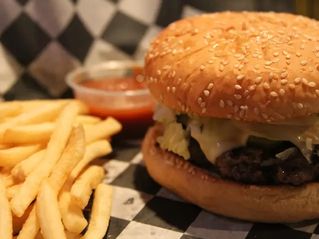 Independent Restaurants in Lockdown France Receive Funding from Burger King's Instagram Posts