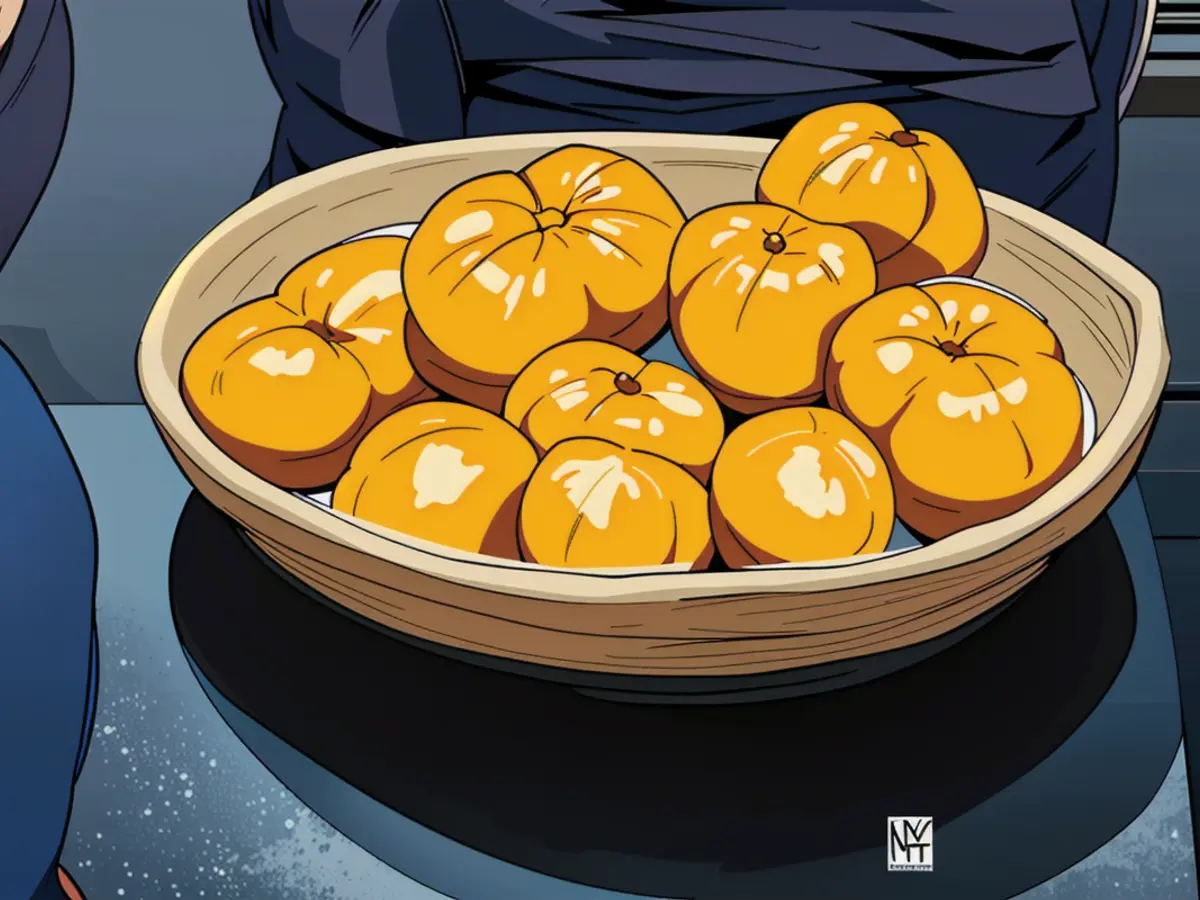 Batch of mandarins infected with contagion arrives in Urals region Imported Turkish mandarins, weighing more than 20 metric tons, arrived in Yekaterinburg. Employees at the local Rosselkhoznadzor office discovered that these citrus fruits were infected with red montmorillonite scale.